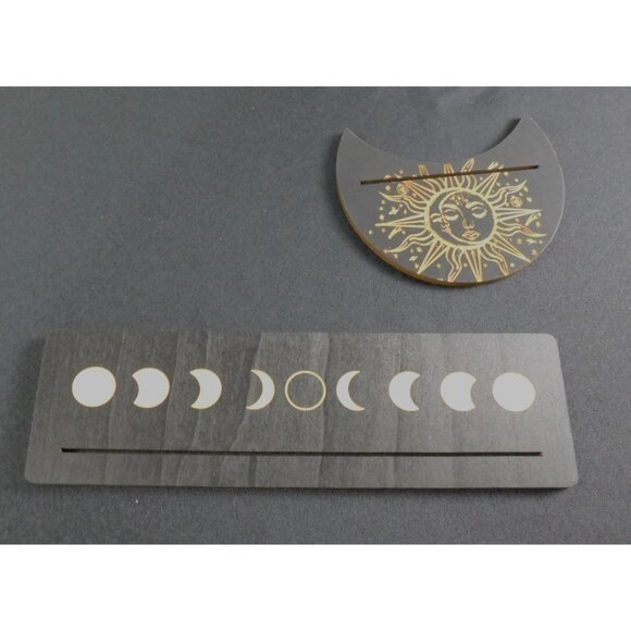 Black & Gold Wooden Tarot Card Holder With Sun & Moon Phases Design - Picture 1 of 10